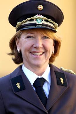 Fa Dr. Gertrude Hirsch